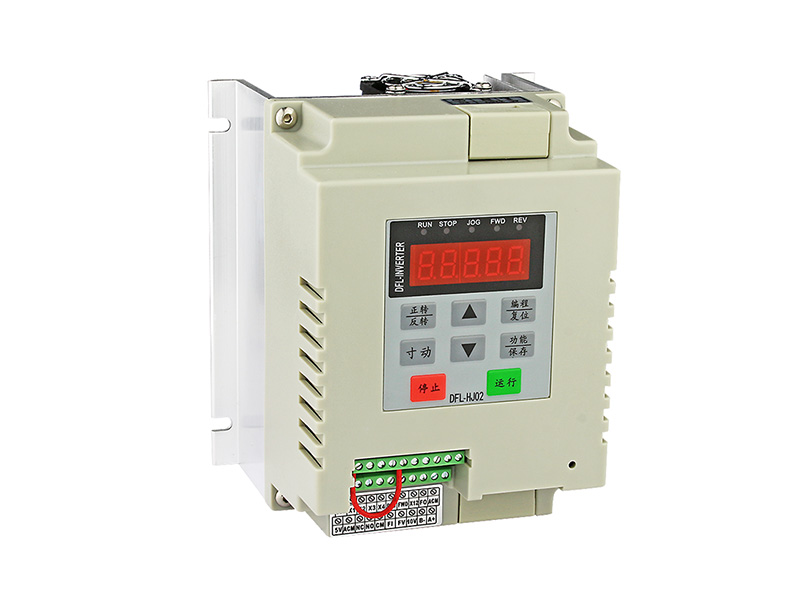 200N單相水泵變頻器，220V供水變頻器，恒壓供水變頻器