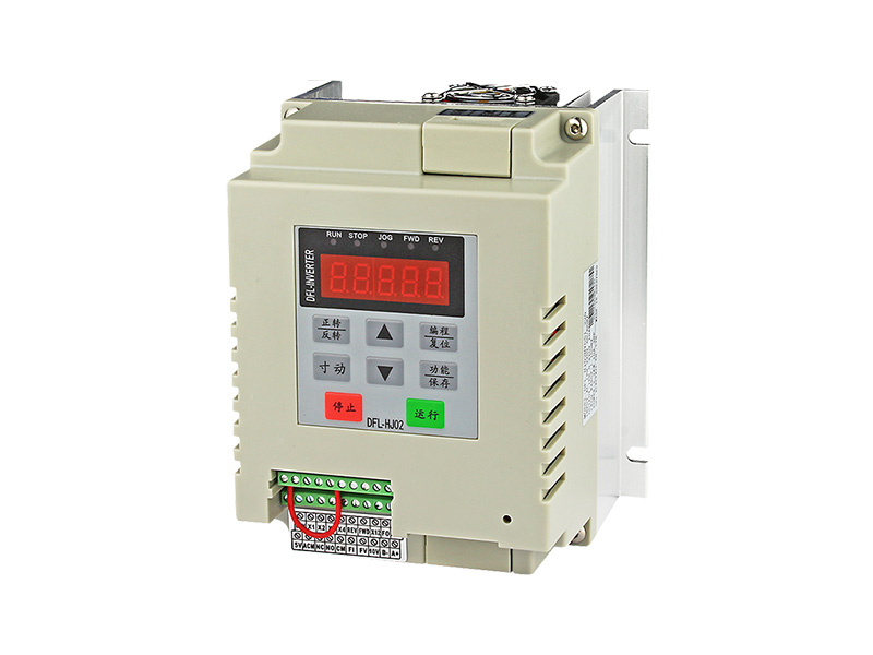 200N單相水泵變頻器，220V供水變頻器，恒壓供水變頻器