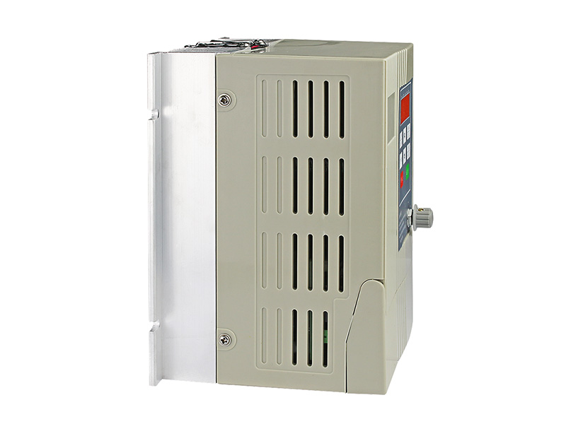 4000H三相水泵變頻器，380V恒壓供水變頻器，變頻恒壓供水，變頻器廠家